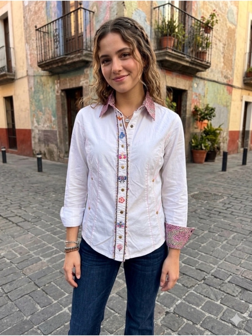 White Women's Button-Down‎ shirt  /Top with Pink Trim